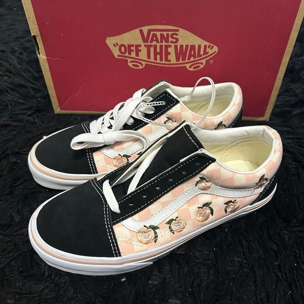 VANS old skool checkerboard peaches lace up shoes sneakers women’s 8 new